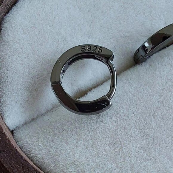 925 Sterling Silver Gun Metal Black Huggie Earrings - Picture 8 of 8